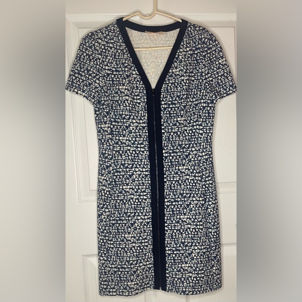Tory Burch - laser cut seamless front zip dress
